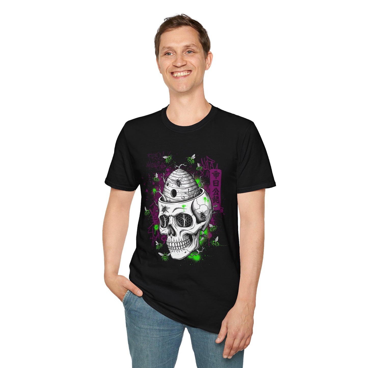 Bt1Y Hive Mind Graphic Tee